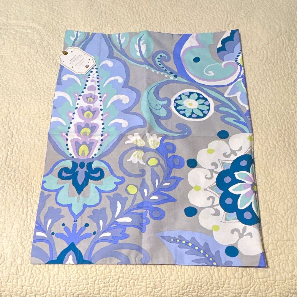 Pottery Barn Teen Standard Pillowcase 100% Cotton Floral Blue Purple Gray 26x20